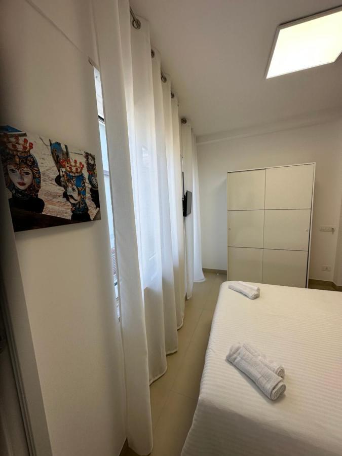 Four Rooms Naxos Giardini Naxos Exterior foto