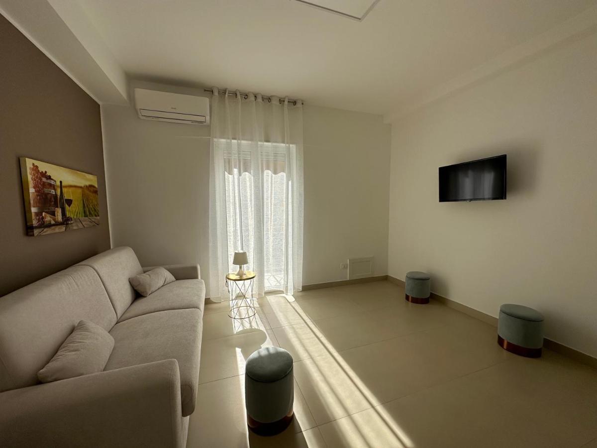 Four Rooms Naxos Giardini Naxos Exterior foto